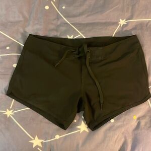 ripcurl Shorts Women's Medium Black Pull On Drawstring Rear Pockets